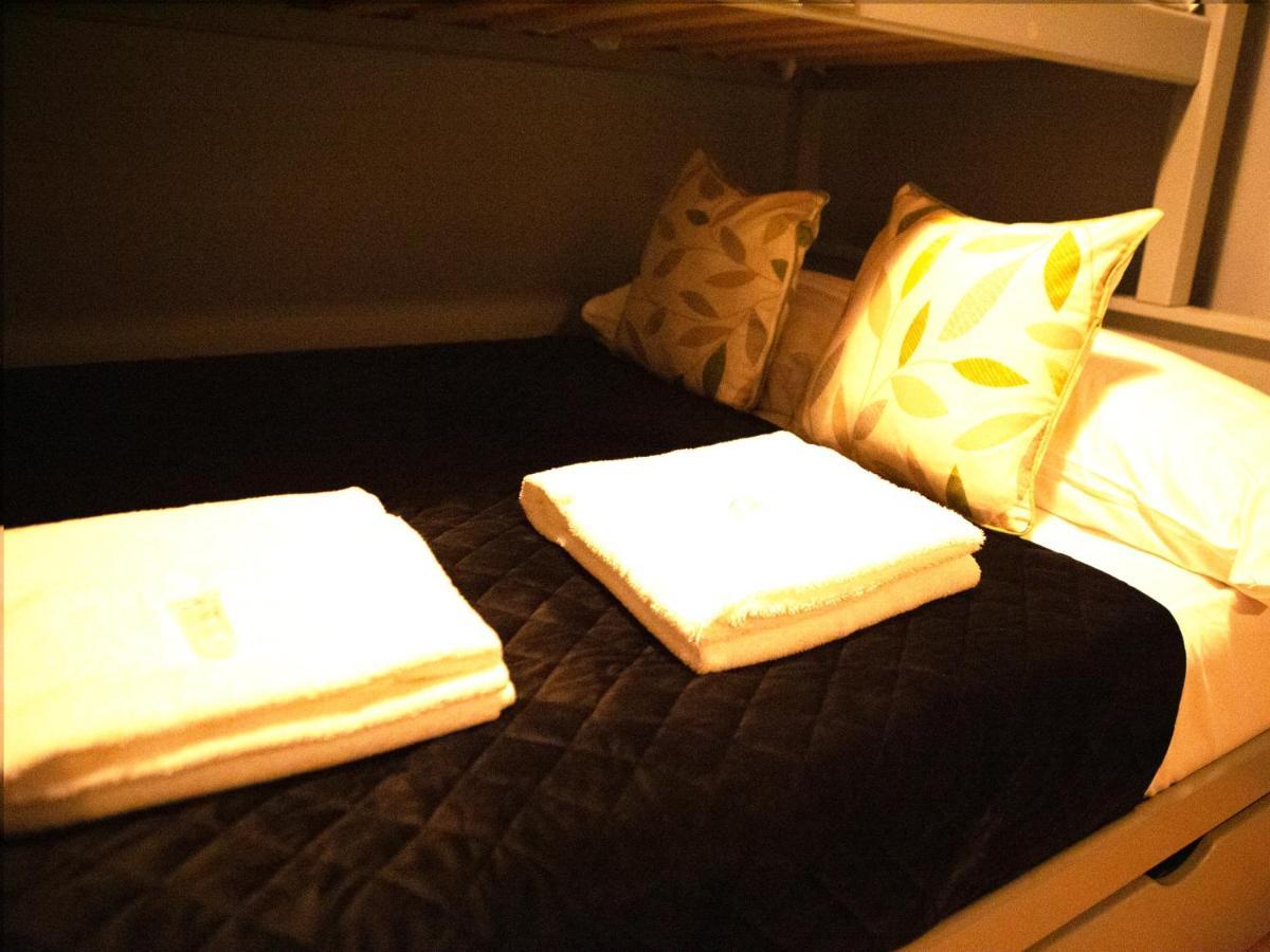 The Gathering @ Liver House - Hot Tub - Near Liverpool - Sleeps Up To 20 بيركينهيد المظهر الخارجي الصورة